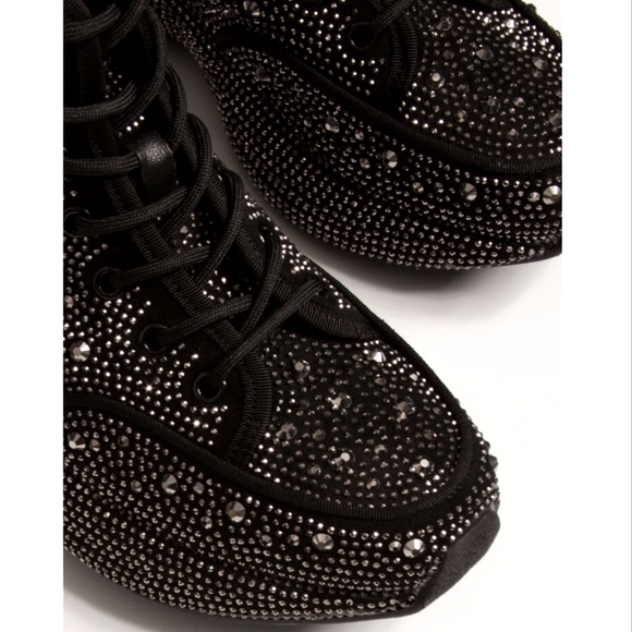 𝘽𝘼𝘾𝙆 𝙄𝙉 𝙎𝙏𝙊𝘾𝙆🖤𝑹𝒉𝒊𝒏𝒆𝒔𝒕𝒐𝒏𝒆 𝑯𝒊𝒈𝒉 𝑻𝒐𝒑 𝑷𝒍𝒂𝒕𝒇𝒐𝒓𝒎 - Picture 3 of 12